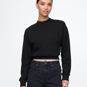 GAP Heavyweight French Terry Cropped Sweatshirt